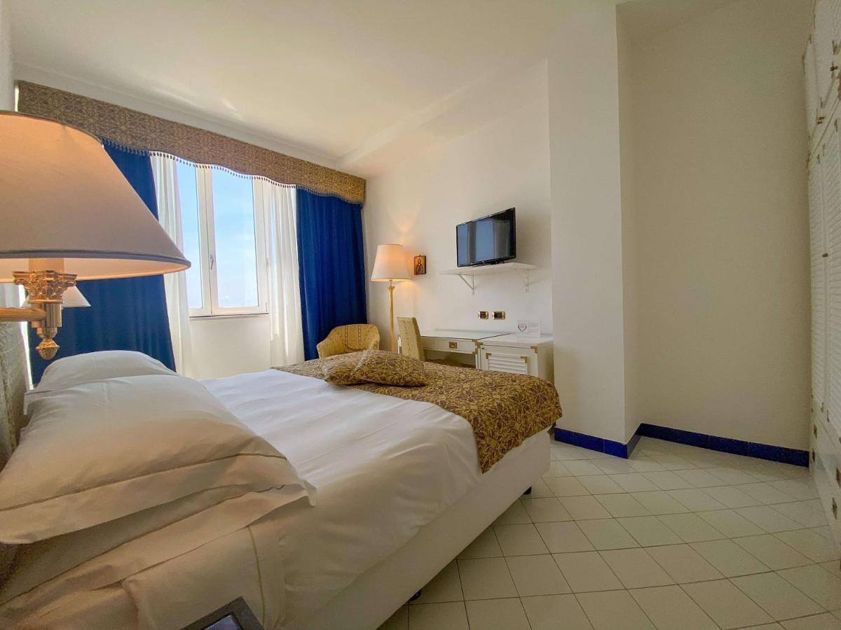 Best Western Hotel Acqua Novella Spotorno Exterior photo