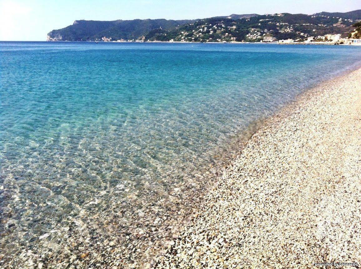 Best Western Hotel Acqua Novella Spotorno Exterior photo